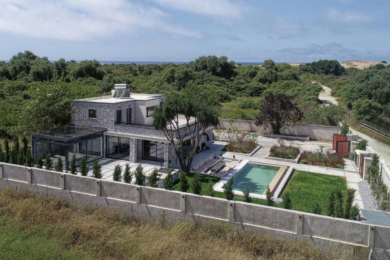 Villa Flamingo - 4 Bedrooms - Private Pool - Next To Renowned Issos Beach & Lake Korission Línia Eksteriør billede
