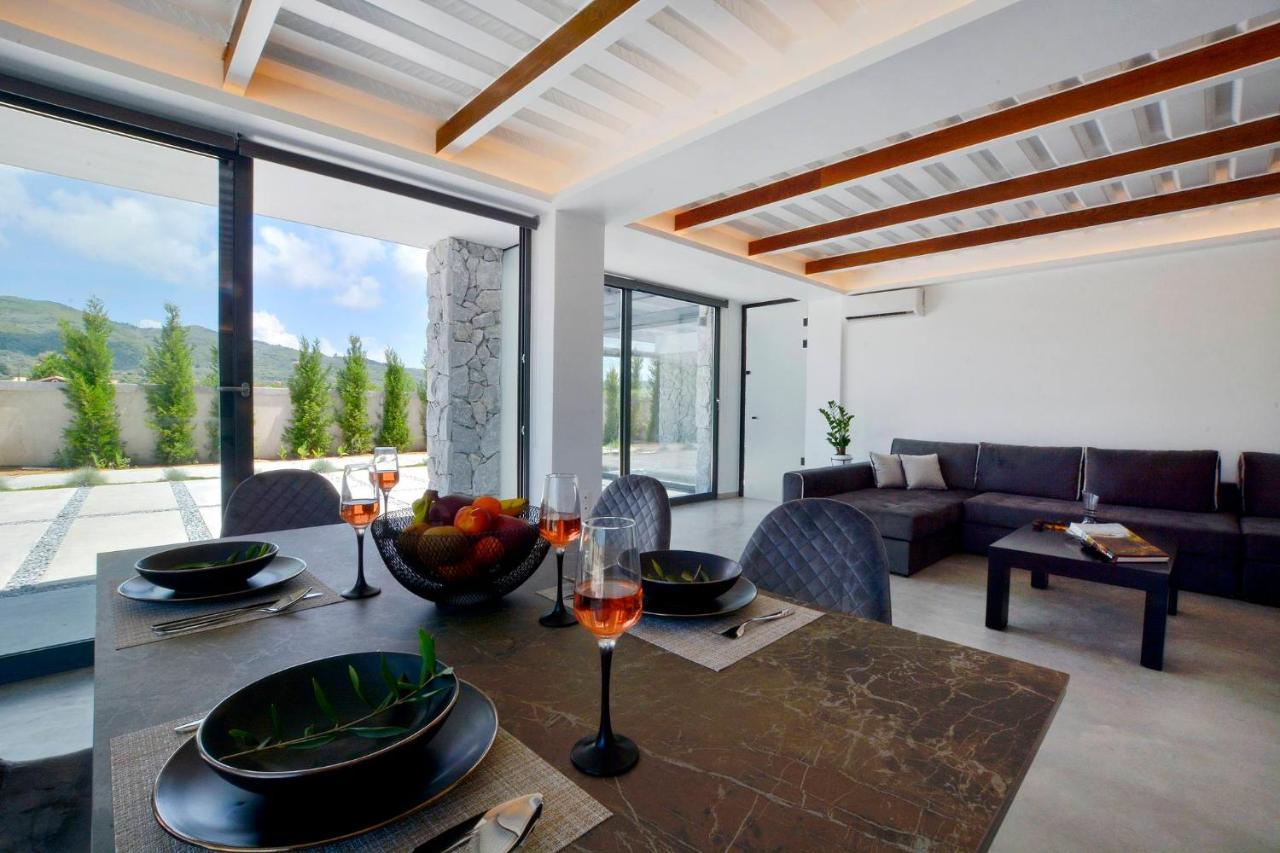 Villa Flamingo - 4 Bedrooms - Private Pool - Next To Renowned Issos Beach & Lake Korission Línia Eksteriør billede