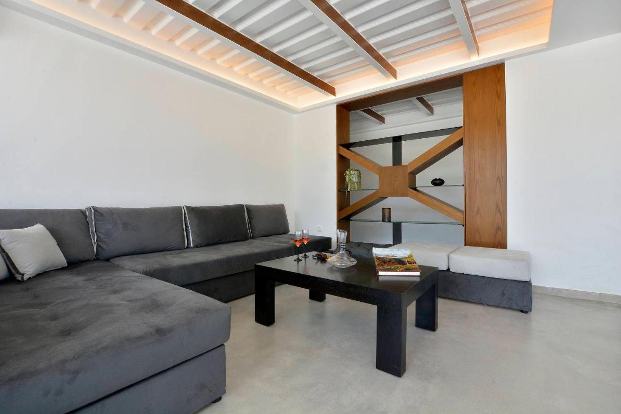 Villa Flamingo - 4 Bedrooms - Private Pool - Next To Renowned Issos Beach & Lake Korission Línia Eksteriør billede