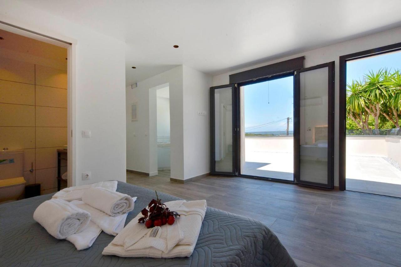 Villa Flamingo - 4 Bedrooms - Private Pool - Next To Renowned Issos Beach & Lake Korission Línia Eksteriør billede